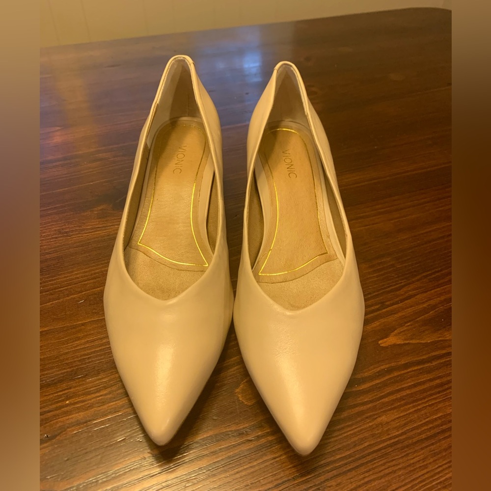 Visonic Dress Shoe “Josie” 9.5 wide